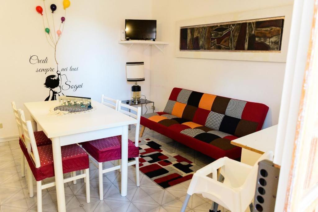 Casa Vacanze Sicilia Barcellona-Pozzo di Gotto Exteriör bild